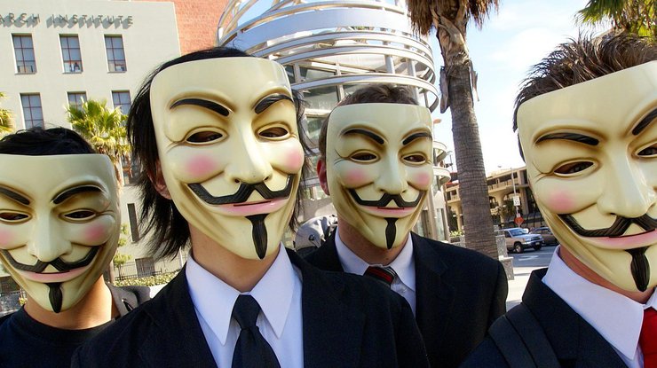 Хакеры Anonymous объявили войну России