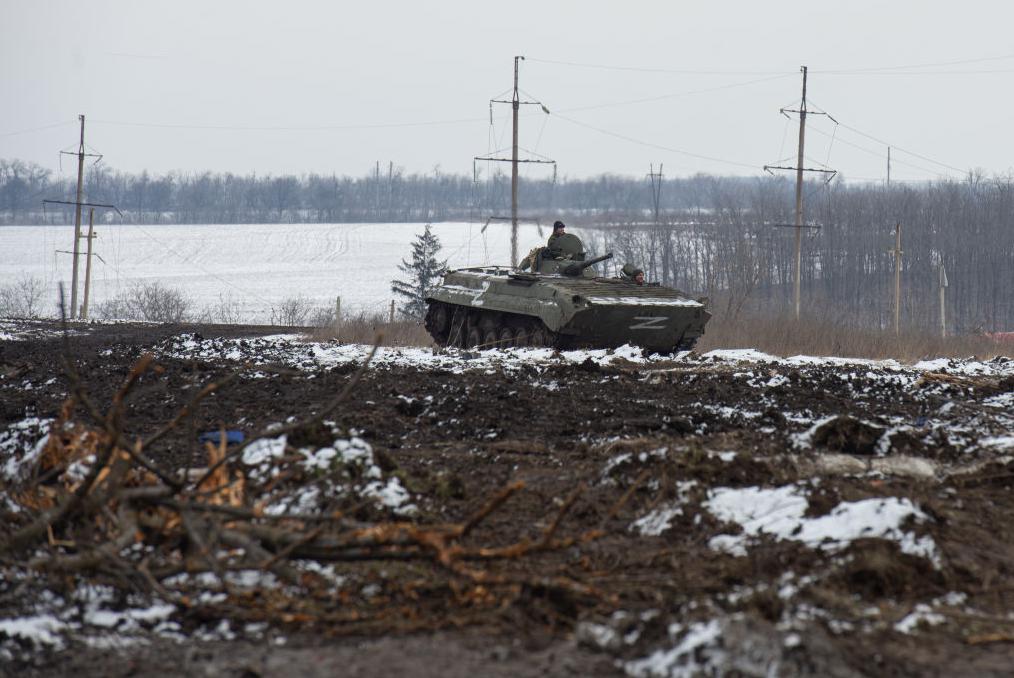 В боях за Мариуполь российские оккупанты теряют убитыми сотни людей в день. Украинские спецслужбы перехватили очередной телефонный разговор россиян