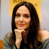 Анджелина Джоли показала всему миру фото беременной украинки