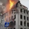 Російські війська поцілили у будівлю СБУ в Харкові 