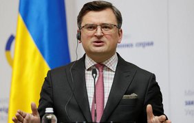 Сражаться за Украину едут добровольцы из 16 стран - Кулеба