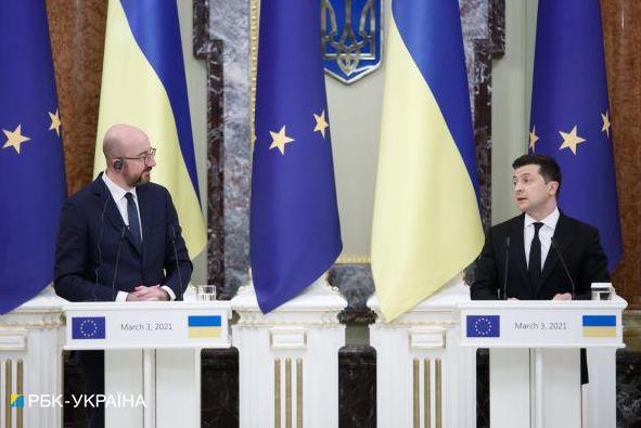 Президент Владимир Зеленский провел телефонный разговор с главой Европейского Совета Шарлем Мишелем