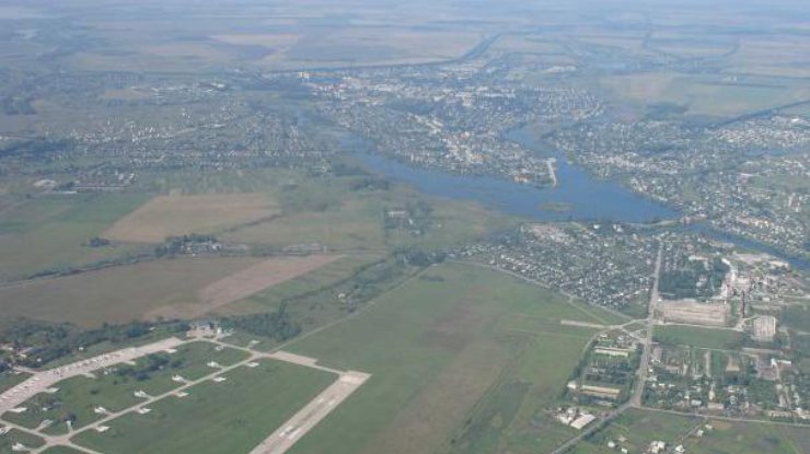 Фото: у Хмельницькій області обстріляли аеродром / facebook_com