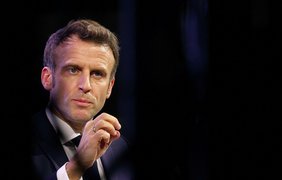 Макрон провел разговор с Путиным и Зеленским