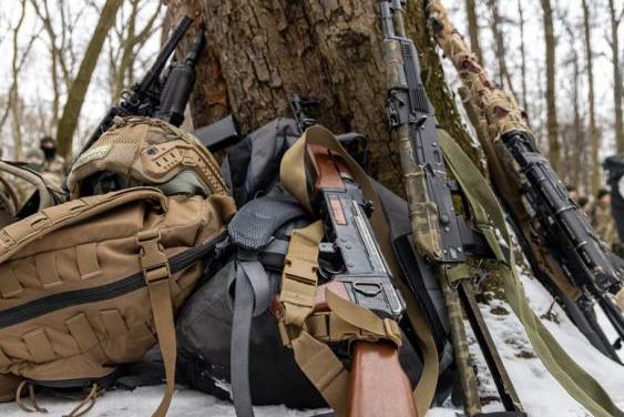 Документ также освобождает от ответственности за его применение против российских оккупантов