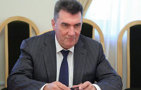 "Путин хочет втянуть в войну против Украины другие страны" - Данилов 