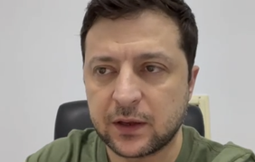 "Срочно, это катастрофа": Зеленский просит мир остановить обстрел АЭС  