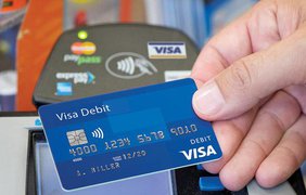 Visa временно отменяет транзакционные комиссии в Украине