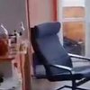 У Бучі окупанти катували чоловіка та жінку прямо в їхній квартирі (відео)
