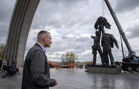 У Києві знесуть понад 40 пам'ятників, пов'язаних з росією - Кличко