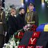 Зеленський з дружиною і три екс-президенти прийшли попрощатися з Кравчуком (відео)