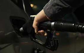 Держрегулювання цін на бензин і дизпаливо призупинили