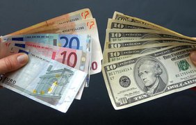 НБУ відзначив обмеження на курс продажу валют