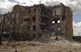 Окупанти обстріляли 70 житлових будинків у Луганській області, є жертви