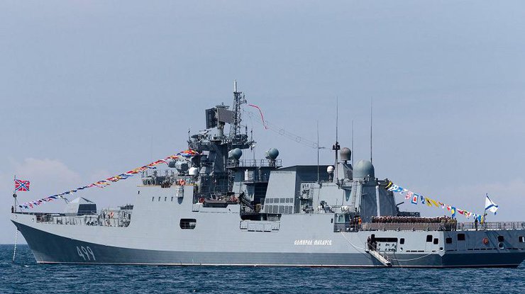 Ракетний фрегат "Адмирал Макаров"