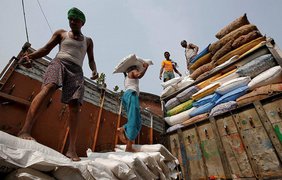 Голод близько: Індія обмежила експорт цукру
