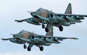 Україна отримала радянські штурмовики Су-25 у вигляді запчастин - Foreign Policy