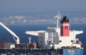 В Греції конфіскували танкер під російським прапором зі 100 тисячами тонн нафти