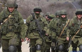 росія посилює підрозділи на кордоні з Україною