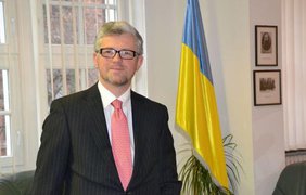 Посол України різко розкритикував Шольца за відмову приїхати в Київ