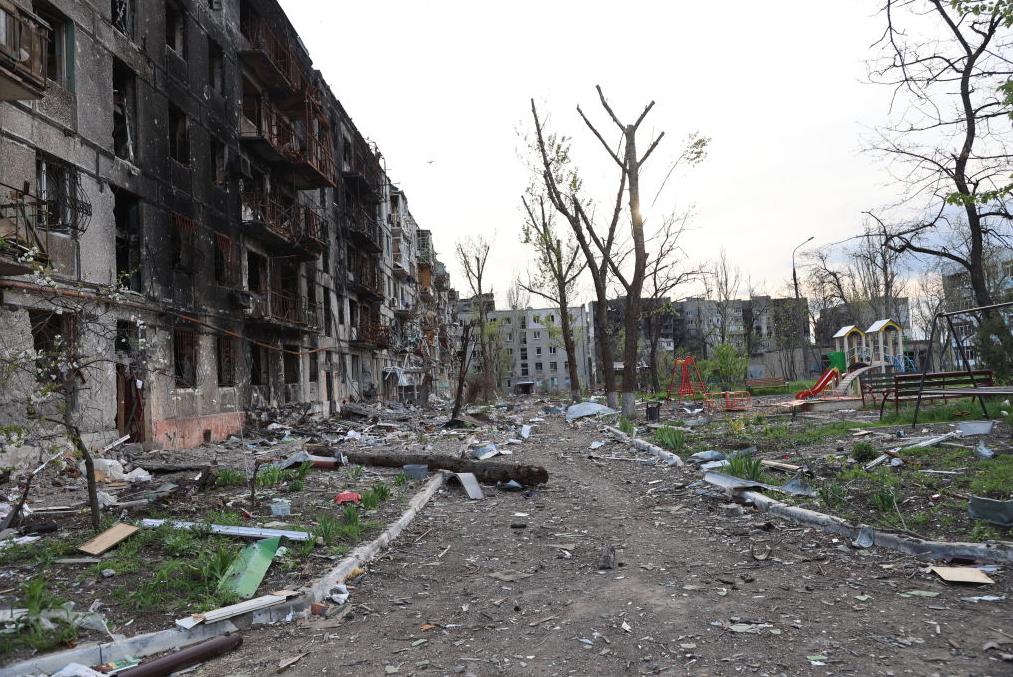 Захисники "Азовсталі" в Маріуполі закликали негайно евакуювати цивільних з території заводу