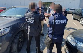 На Львівщині за розкрадання гуманітарки затримали екскандидата у мери та головного редактора інтернет-ЗМІ (відео)