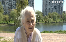 Двічі евакуйована з Маріуполя: історія 87-річної жінки, яка пережила дві блокади