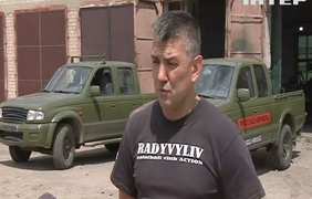 На Рівненщині умільці переобладнують авто на бойові "бандеромобілі"