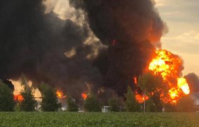 На Дніпропетровщині ракетним ударом знищена нафтобаза - ОВА