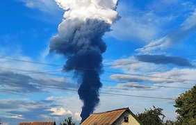 На Дніпропетровщині, у Миколаєві та в Сєвєроденецьку пролунали потужні вибухи (фото, відео)