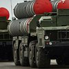 У Білорусі помітили колону техніки з зенітно-ракетними комплексами С-300