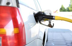 В Україні почали падати ціни на бензин