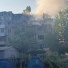 Ранковий ракетний удар по багатоповерхівці у Миколаєві (відео)