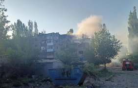 Ранковий ракетний удар по багатоповерхівці у Миколаєві (відео)