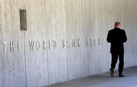 Світовий банк профінансує зарплати українських держслужбовців і соцпрацівників на $1,49 млрд