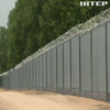 Польща завершує зведення стіни на кордоні з Білоруссю