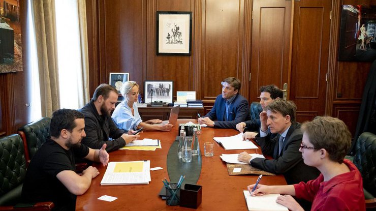 Кирило Тимошенко обговорив з Послом Італії участь у відновленні постраждалих регіонів України