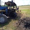 На Харківщині трактор підірвався на міні (фото)