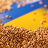Росіяни через окупований Маріуполь вивозять крадене українське зерно