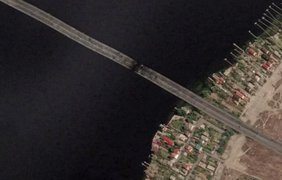 Удар по Антонівському мосту: у Херсонській ОВА прокоментували ситуацію 