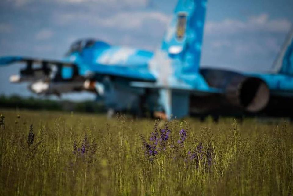 У Херсонській області відбувся повітряний бій між українськими льотчиками та окупантами