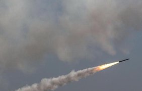 Після зльоту розвернулися в небі і впали: окупанти запустили ракети по собі (відео)