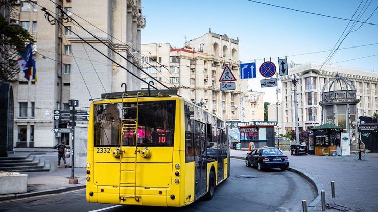 У Києві зупинятимуть транспорт на час тривоги