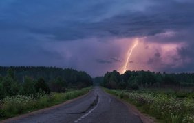 Грози накриють всю Україну: прогноз погоди на 11 серпня