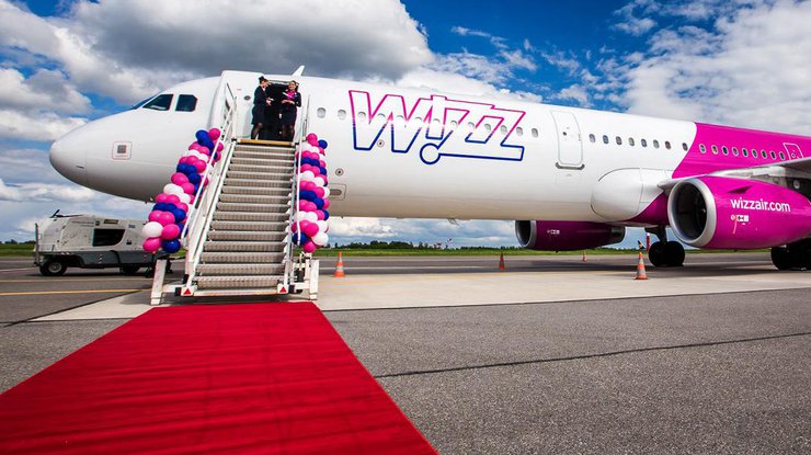 Wizz Air виділив 100 тисяч квитків для українців