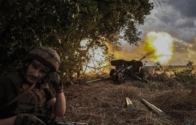 Ворог штурмує позиції ЗСУ на Донбасі, просунувся до Бахмута - Генштаб