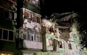 Люди під завалами: окупанти вдарили по багатоповерхівці в Костянтинівці