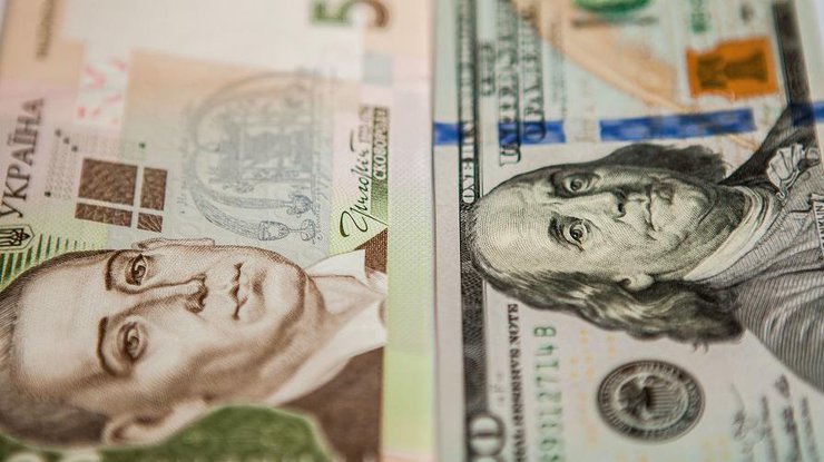 В Україні введуть податоук на валюту