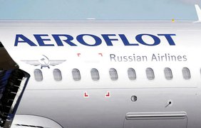Росія починає розбирати літаки на запчастини через західні санкції - Reuters