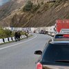На російсько-грузинському кордоні розтягнулася черга з 2 тисяч машин (відео)